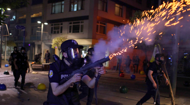 Турцию всколыхнула волна протестов после событий в Соме