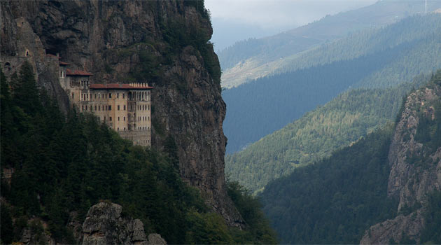 Православный монастырь Сумела вновь принимает прихожан