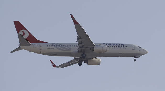 Самолет Turkish Airlines срочно изменил курс из-за возможной бомбы на борту