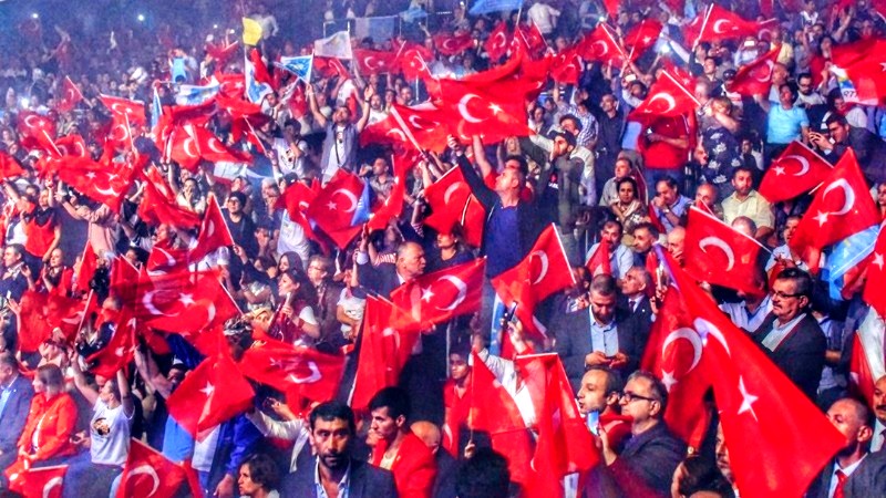 Опрос: Большинство граждан Турции считают, что их основные права нарушаются