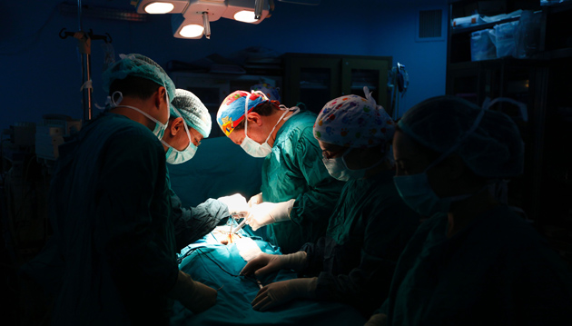 В Турции впервые проведена операция по пересадке лица