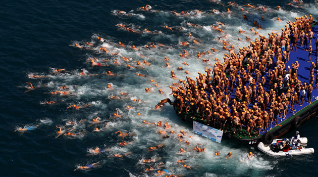 Квота для желающих переплыть через Босфор была израсходована за 10 часов