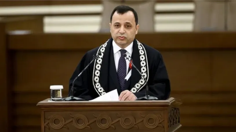 Председатель Конституционного суда Турции призвал «разделить ветви власти»