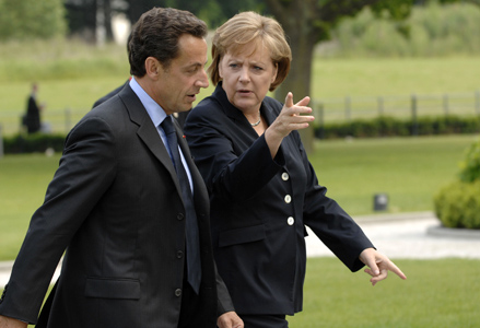 Саркози и Меркель не считают ПСР правой партией