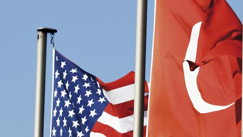 СМИ: США приостанавливают программу беспилотников с Турцией из-за вторжения в Сирию