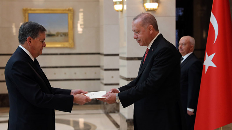 В Турции после почти двухлетнего перерыва приступил к работе новый посол США