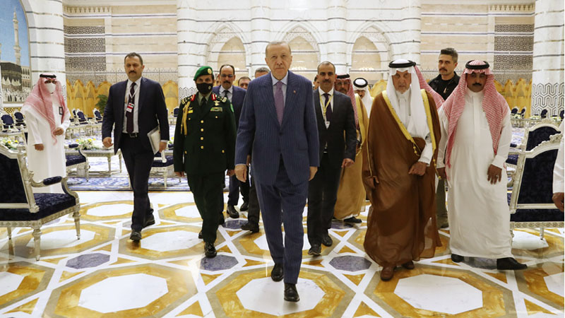 Эрдоган прибыл в Саудовскую Аравию впервые с 2017 года