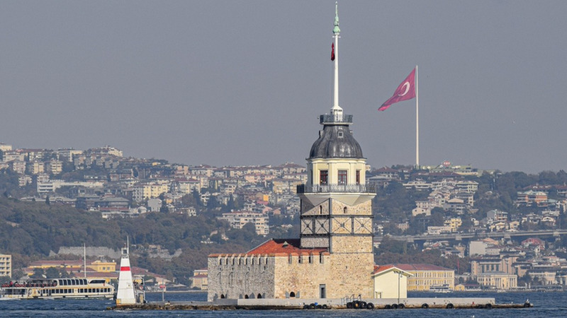 Стамбул принимает 7 млн туристов за 10 месяцев