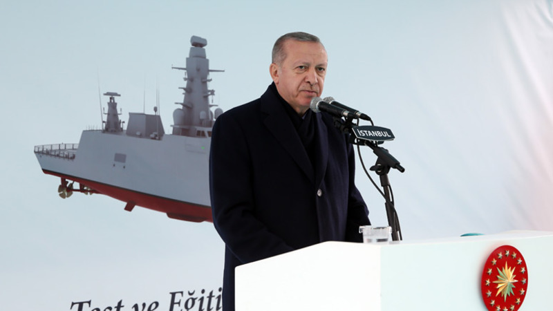 Эрдоган принял участие в спуске на воду первого турецкого корабля-разведчика