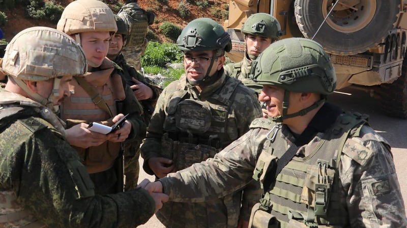 На трассе М-4 в Сирии прошло второе совместное российско-турецкое патрулирование