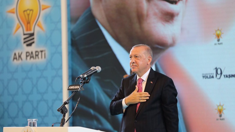 Исследование: Поддержка партии Эрдогана составляет 33%