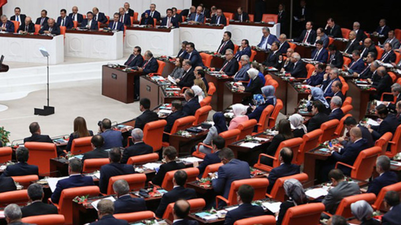 Турецкая оппозиция подвергла критике новый законодательный пакет ПСР