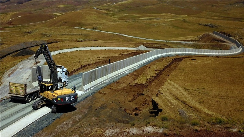 «Турция ускорила строительство стены вдоль границы с Ираном»