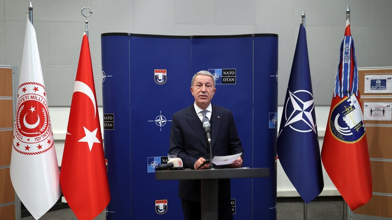 Акар: Турция привержена целям НАТО и его ценностям