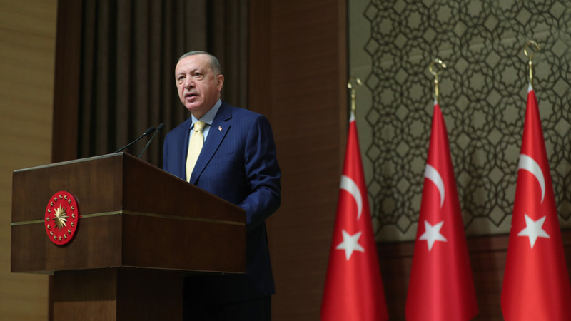 Эрдоган: Турция готова принять Зеленского и Путина, чтобы разрядить напряжённость