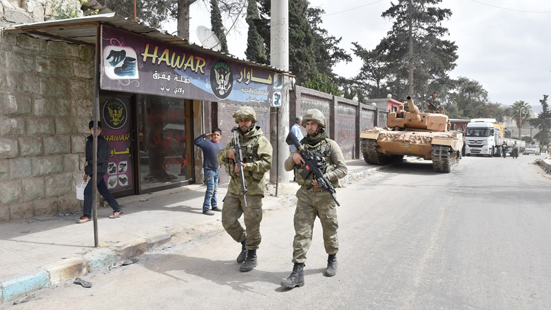 Двое турецких военных получили ранения при патрулировании в Идлибе