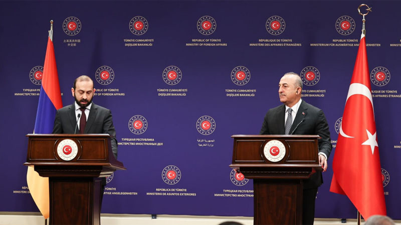 Глава МИД Армении посетил Турцию