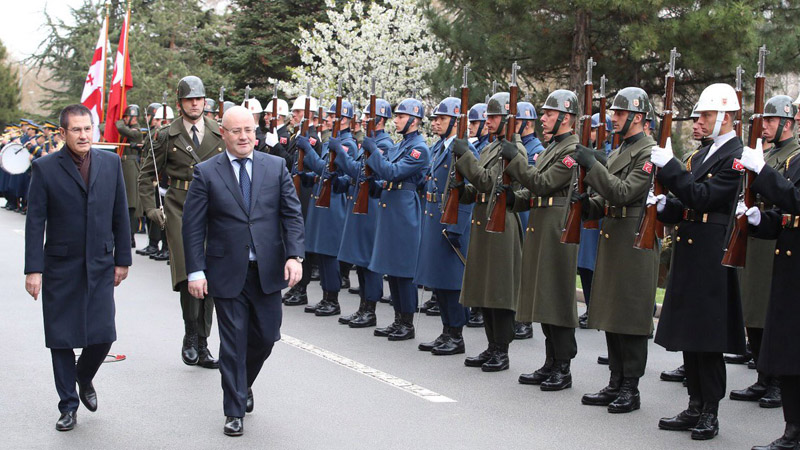 Министры обороны Азербайджана, Грузии и Турции подпишут меморандум о сотрудничестве