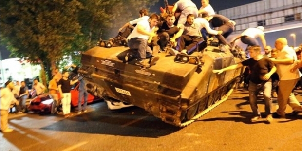 В Турции 10 иностранцев подозреваются в связи с попыткой переворота
