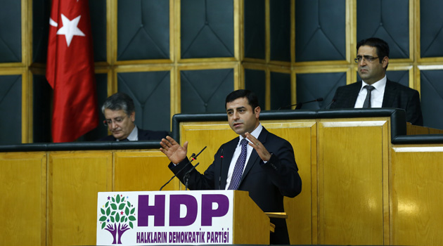 ДПН поддержала сопредседателя Демирташа и обвинила правительство в клевете 