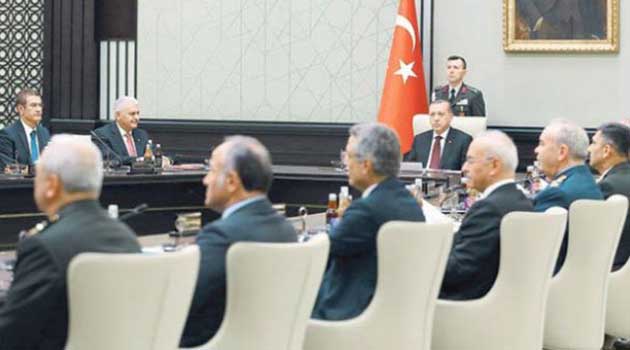 После попытки госпереворота Эрдоган намерен созвать Совет нацбезопасности