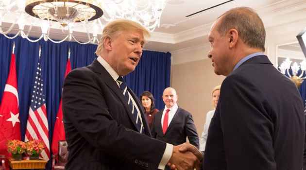 Эрдоган и Трамп по телефону обсудили ситуацию в Сирии