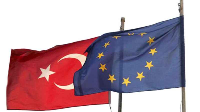 «Турция рассчитывает улучшить отношения с рядом стран ЕС»