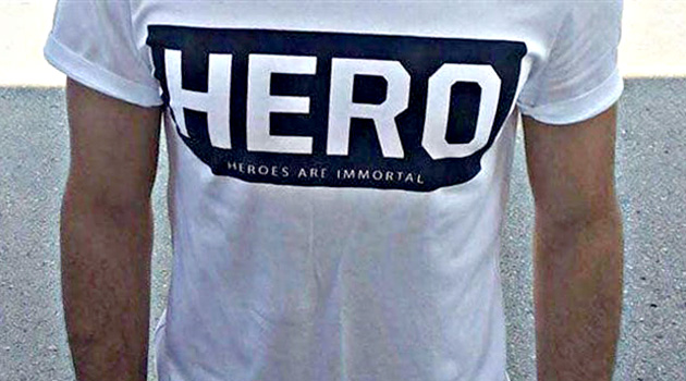Турецкая полиция задержала 7 человек в 5 провинциях за футболки с надписью «Герой»