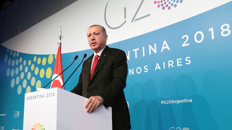 Эрдоган: Турция в ближайшее время очистит от террористов восток Евфрата в Сирии