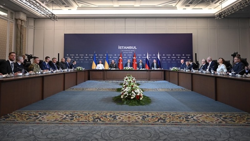 МИД Турции: Переговоры РФ и Украины движутся в ориентированном на результат направлении