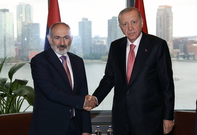 Турция и Армения договорились об упрощении виз для дипломатов и госслужащих
