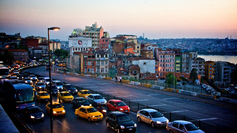 В историческом районе Стамбула хотят ввести платный въезд по модели Лондона