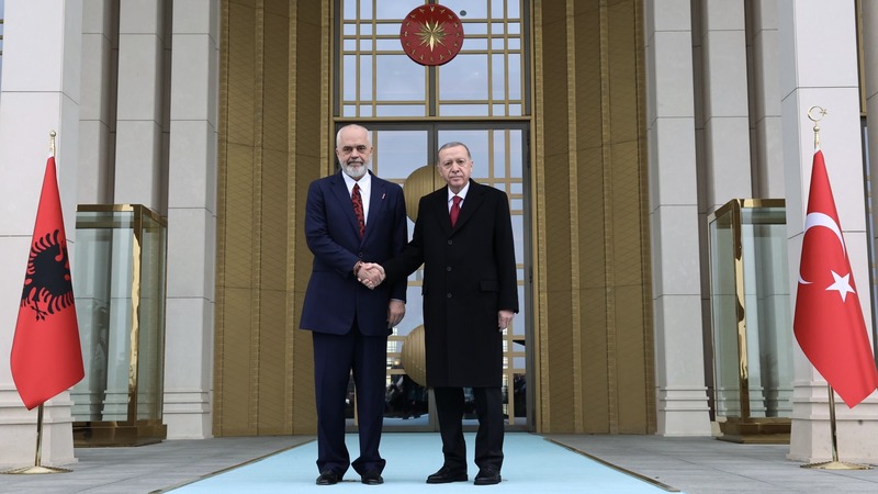 Премьер Албании пригласил Эрдогана принять участие в саммите по Украине