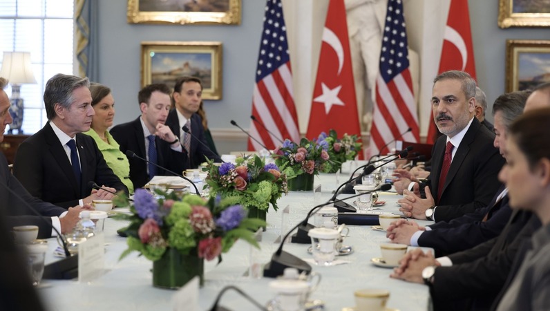Госсекретарь США обсудил с главой МИД Турции Ближний Восток и Сирию