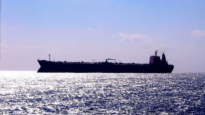 Следовавший в РФ танкер встал из-за поломки перед входом в Босфор