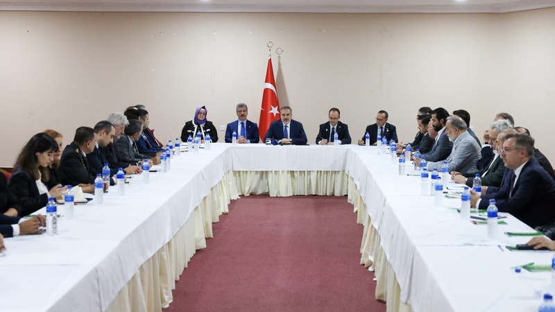 Фидан: Палестинское дело не должно быть принесено в жертву региональной конкуренции