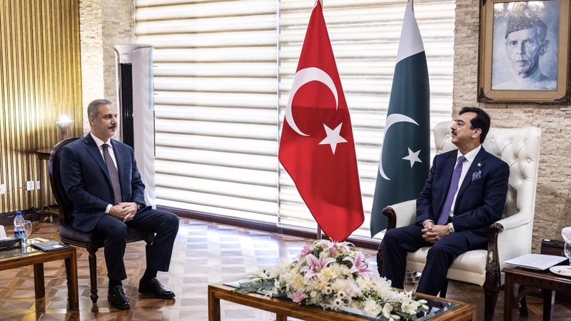 Главы МИД Пакистана и Турции договорились укреплять сотрудничество в борьбе с терроризмом