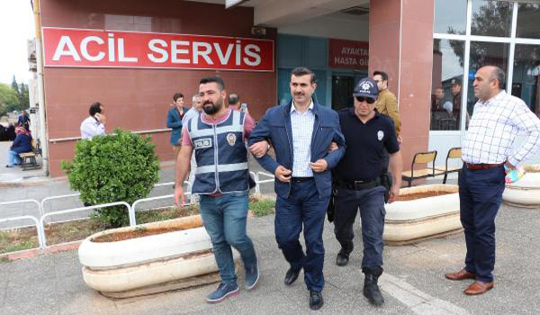 На юге Турции арестовано 37 медицинских работников