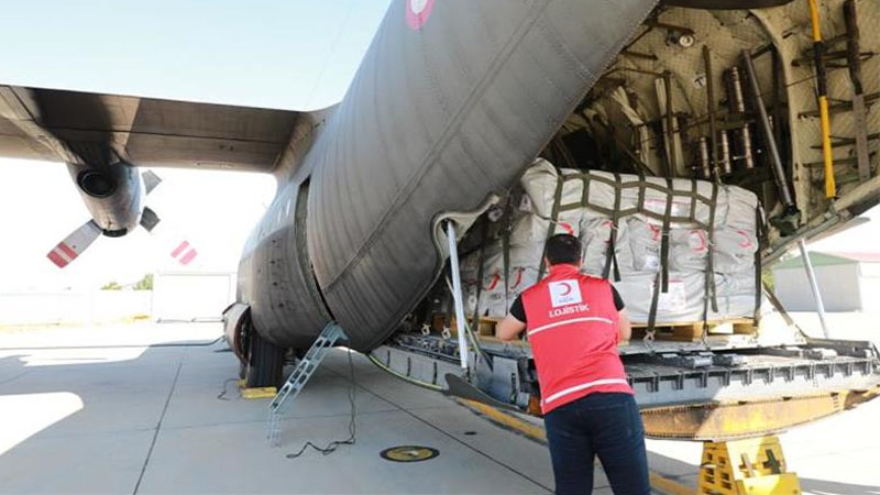 Турция при содействии Египта направила 10 самолетов с помощью для Газы