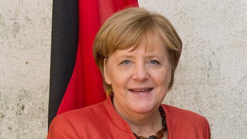 Кабмин ФРГ подтвердил участие Меркель в стамбульском саммите по Сирии