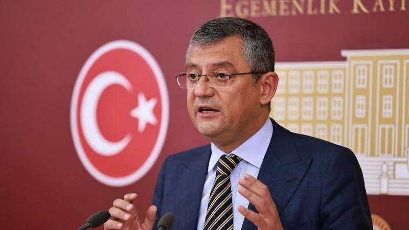Озгюр Озель присоединился к гонке за пост лидера турецкой оппозиционной партии