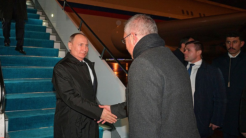 Владимир Путин прибыл в Стамбул из Дамаска
