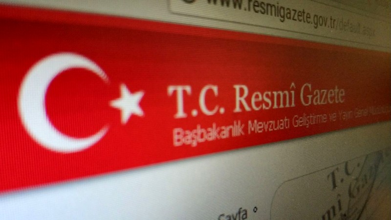 Власти Турции уволили более 18 тыс. госслужащих