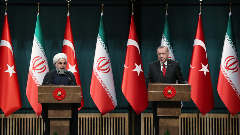 Турция намерена развивать отношения с Ираном на фоне санкций США