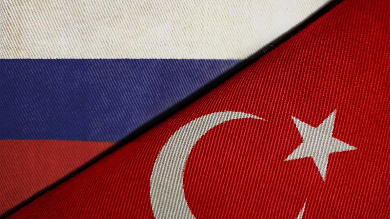 Hürriyet: Турция поддержкой членства Швеции в НАТО не отвернулась от России