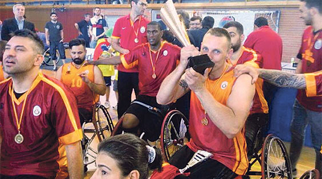 Баскетболисты-колясочники из «Галатасарая» — снова чемпионы