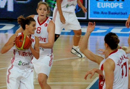 В группе "А" женская сборная Турции по баскетболу заняла 3 место