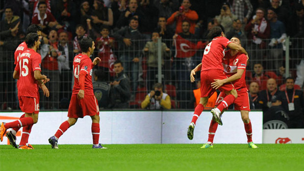 Турецкая сборная в плей-офф будет бороться за Евро-2012