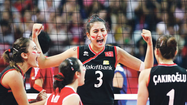 Российская волейболистка Маркова выиграла чемпионат Турции с «Вакыфбанком»