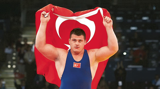 Первую медаль в копилку турецкой сборной положил борец Рыза Каяалп